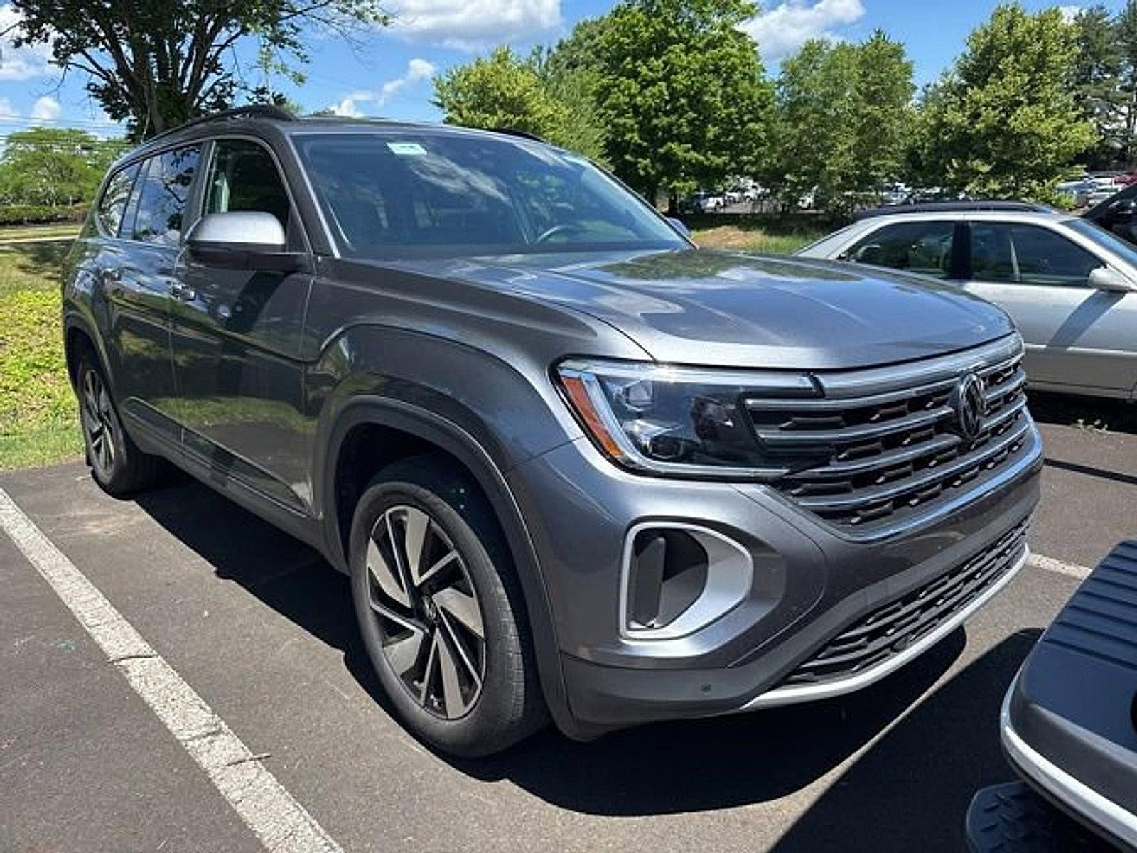 2025 Volkswagen Atlas 2.0T SE w/Technology FWD