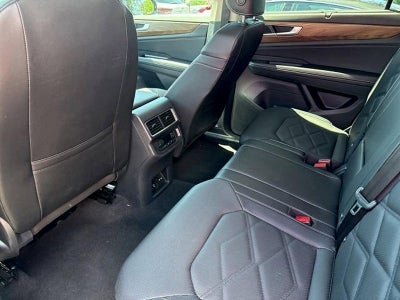 2025 Volkswagen Atlas 2.0T SE w/Technology FWD