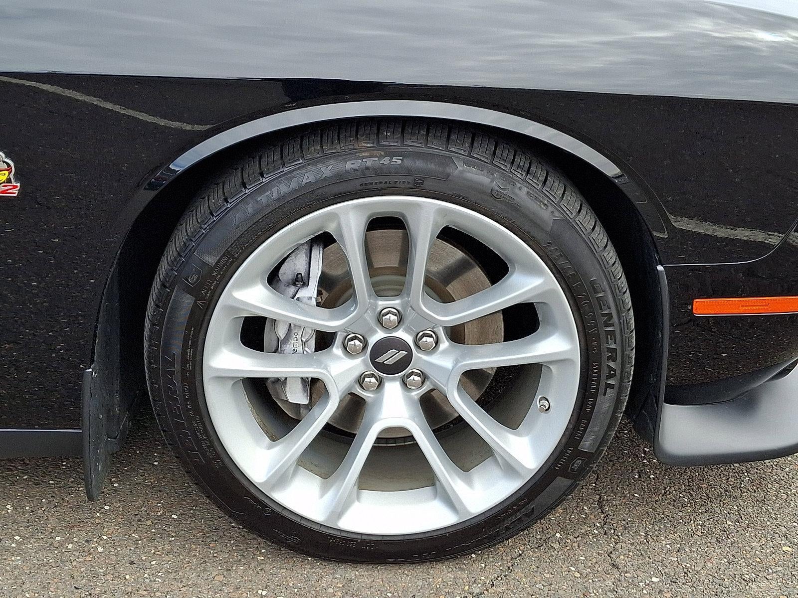 2022 Dodge Challenger R/T Scat Pack RWD