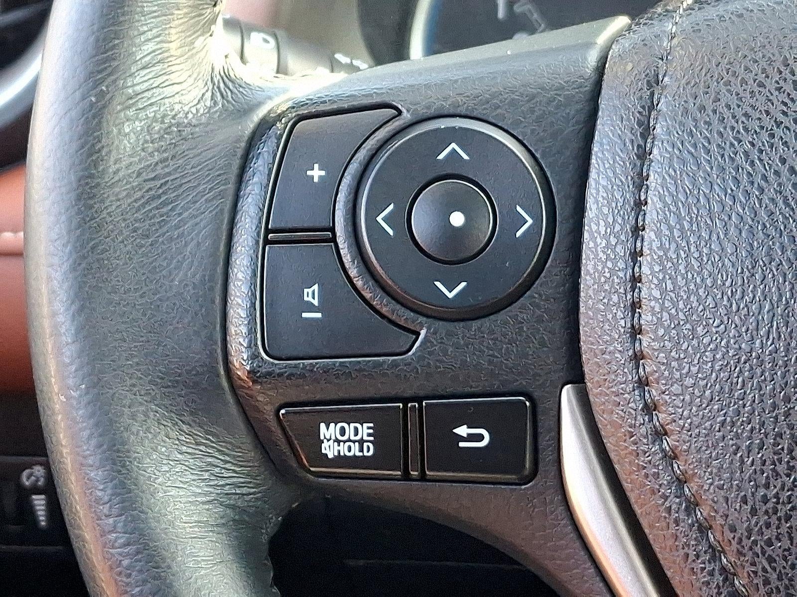 2015 Toyota RAV4 AWD 4dr Limited (GS)