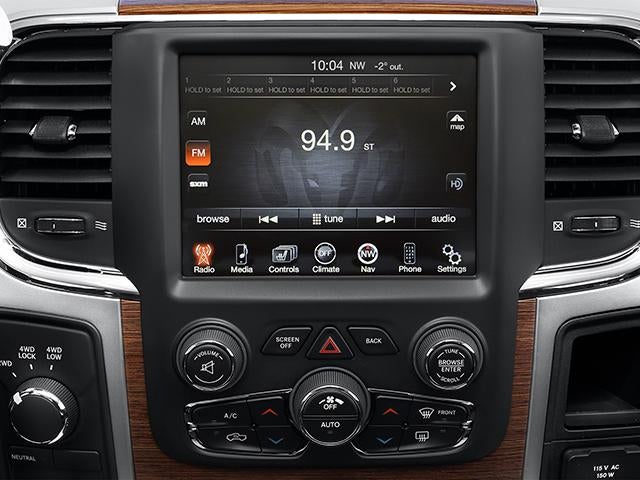 2014 RAM 2500 4WD Crew Cab 6.4 Ft Box SLT