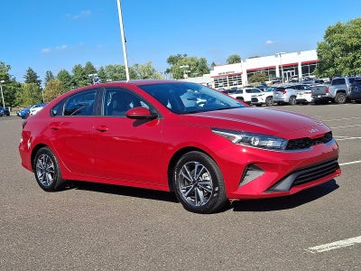 2024 Kia Forte LXS IVT