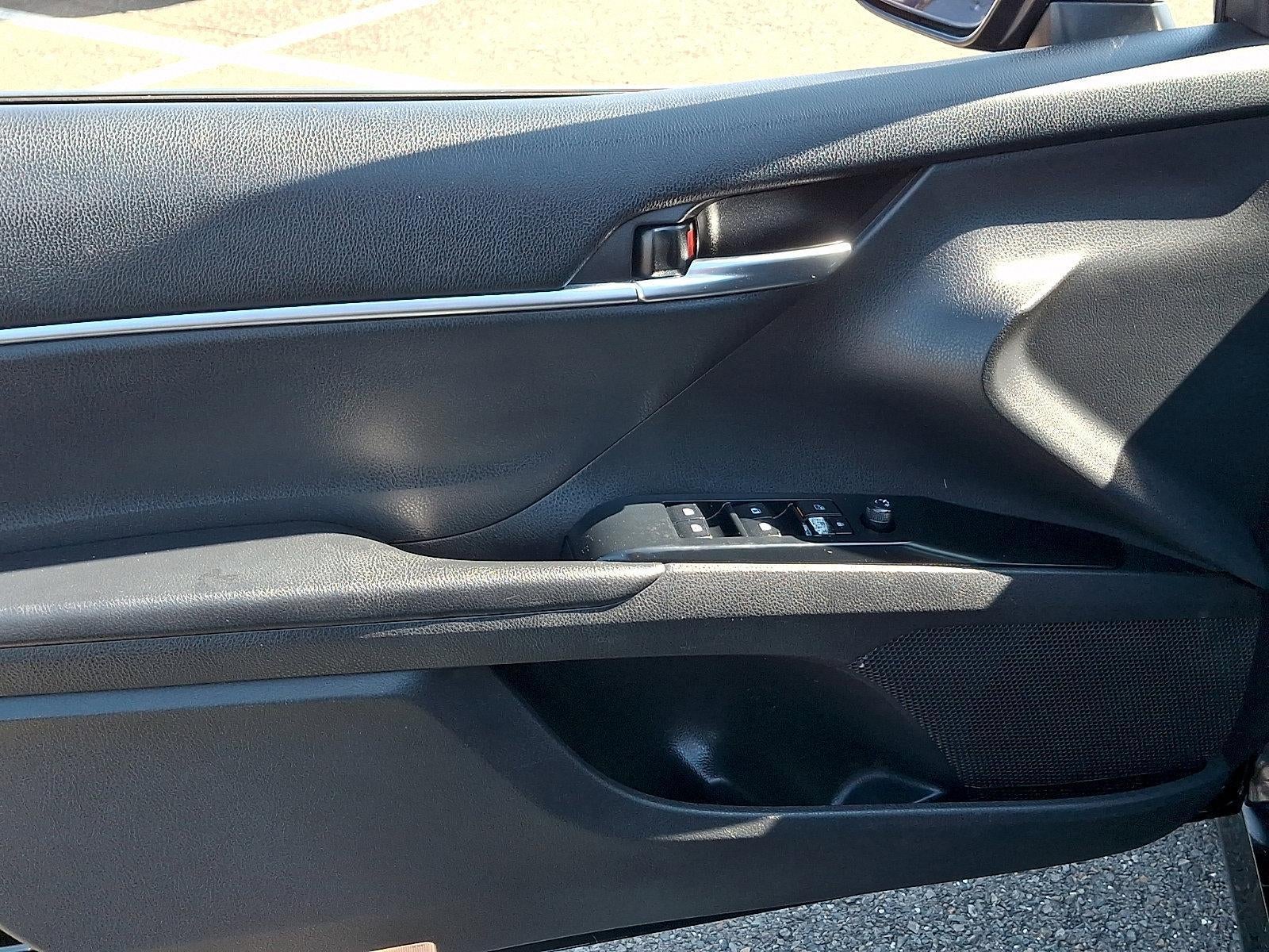 2018 Toyota Camry LE Auto (Natl)