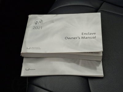 2021 Buick Enclave Essence AWD