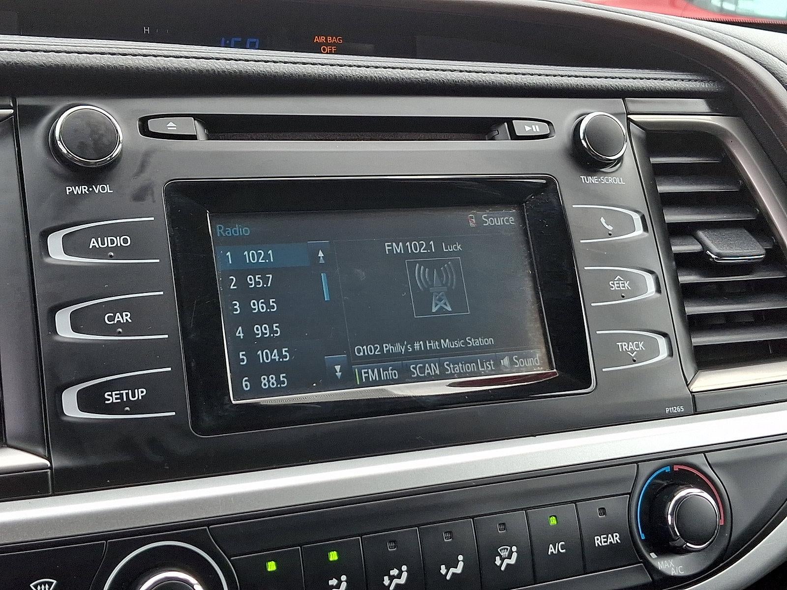 2016 Toyota Highlander AWD 4dr V6 LE (Natl)