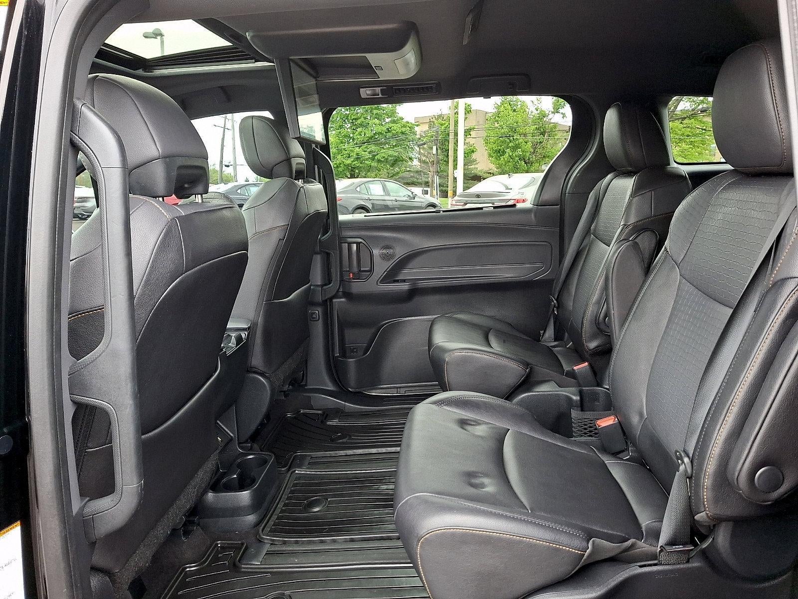 2023 Toyota Sienna Woodland Edition AWD 7-Passenger (Natl)