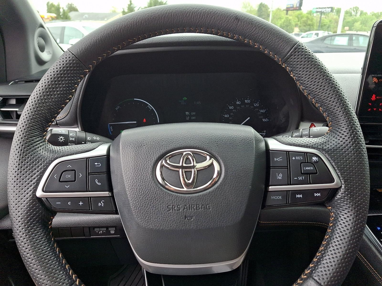 2023 Toyota Sienna Woodland Edition AWD 7-Passenger (Natl)