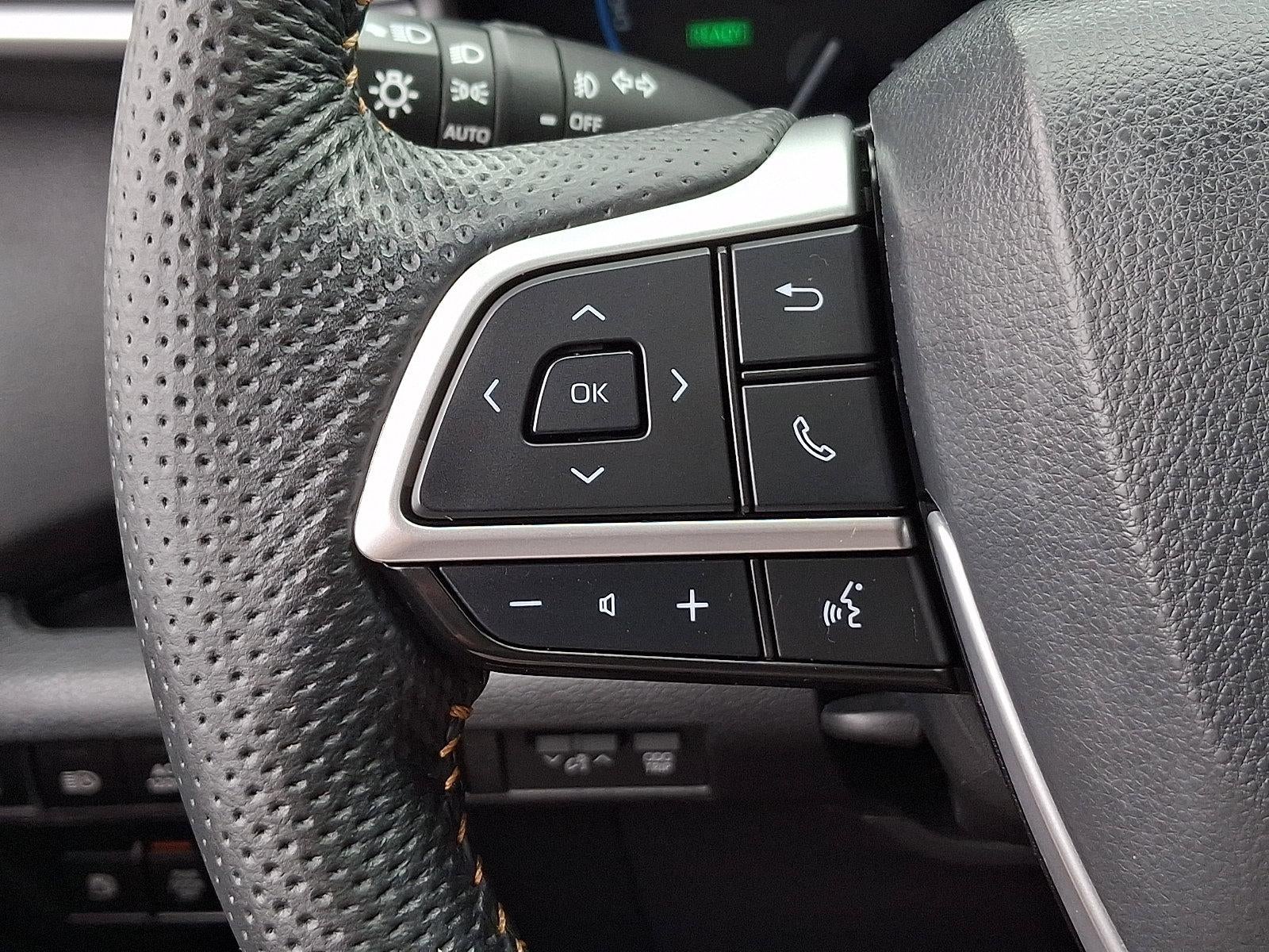 2023 Toyota Sienna Woodland Edition AWD 7-Passenger (Natl)