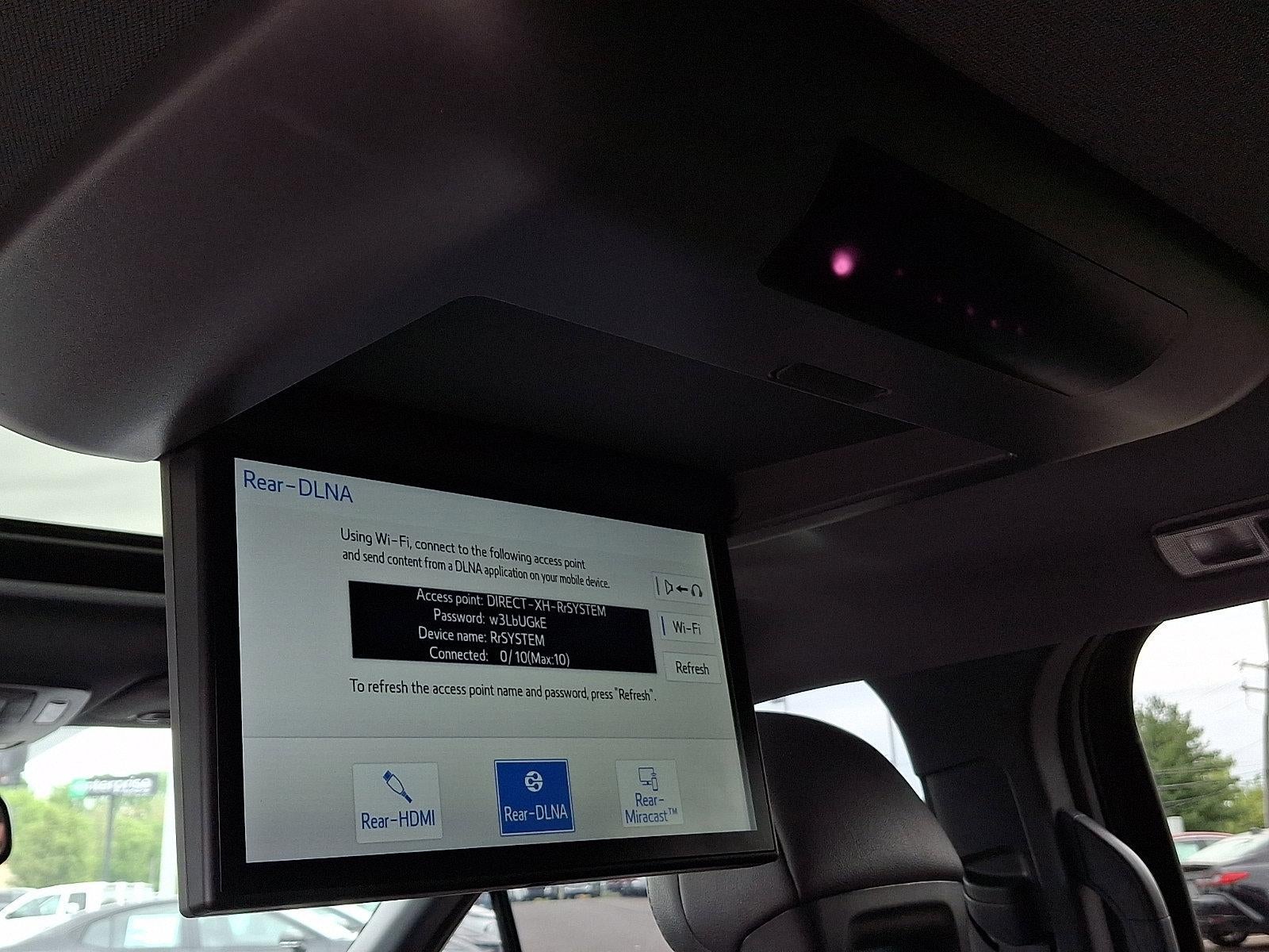 2023 Toyota Sienna Woodland Edition AWD 7-Passenger (Natl)