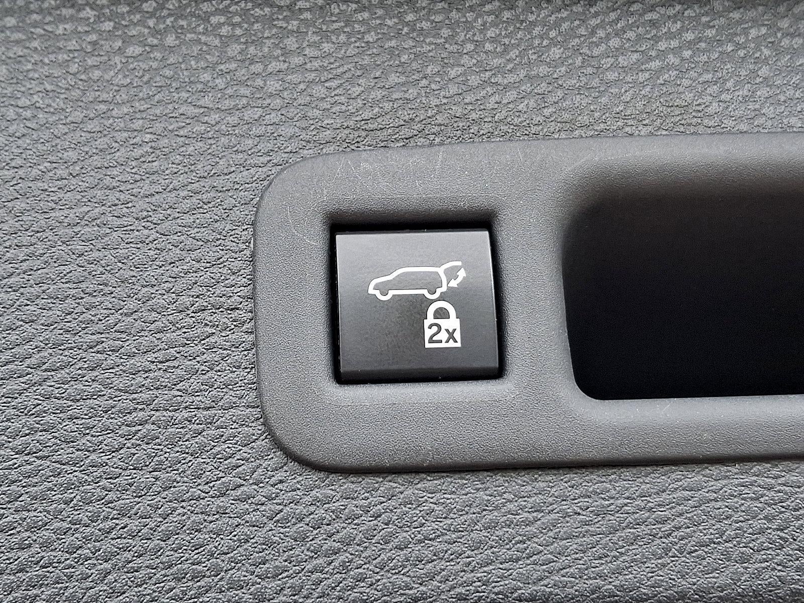 2023 Toyota Sienna Woodland Edition AWD 7-Passenger (Natl)