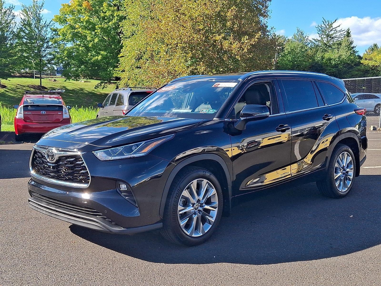 2022 Toyota Highlander Limited AWD (Natl)