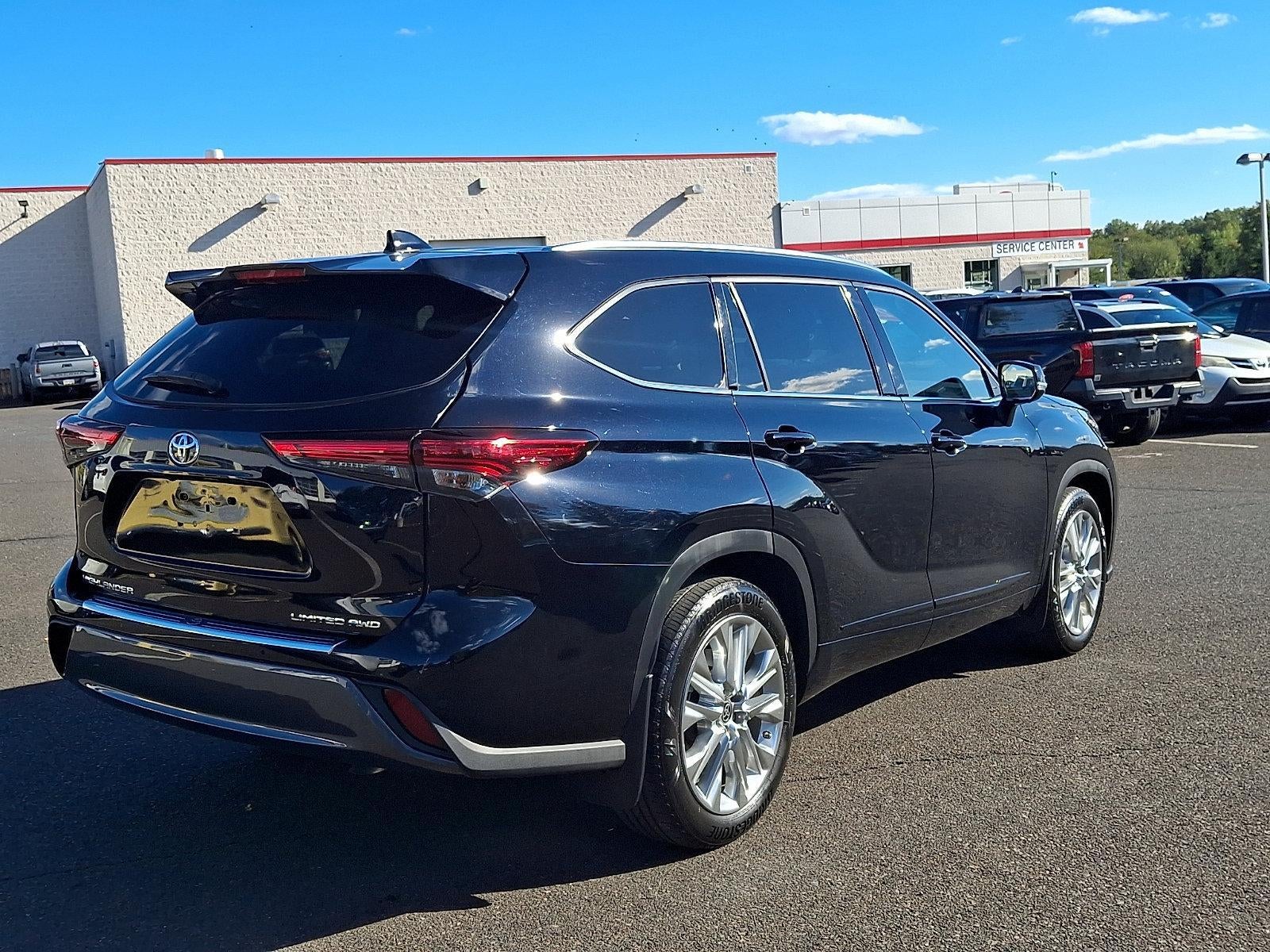 2022 Toyota Highlander Limited AWD (Natl)