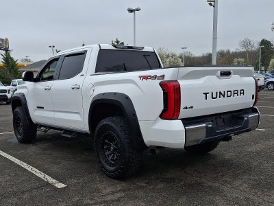 2022 Toyota Tundra 4WD 4WD SR5 CrewMax 5.5' Bed (Natl)