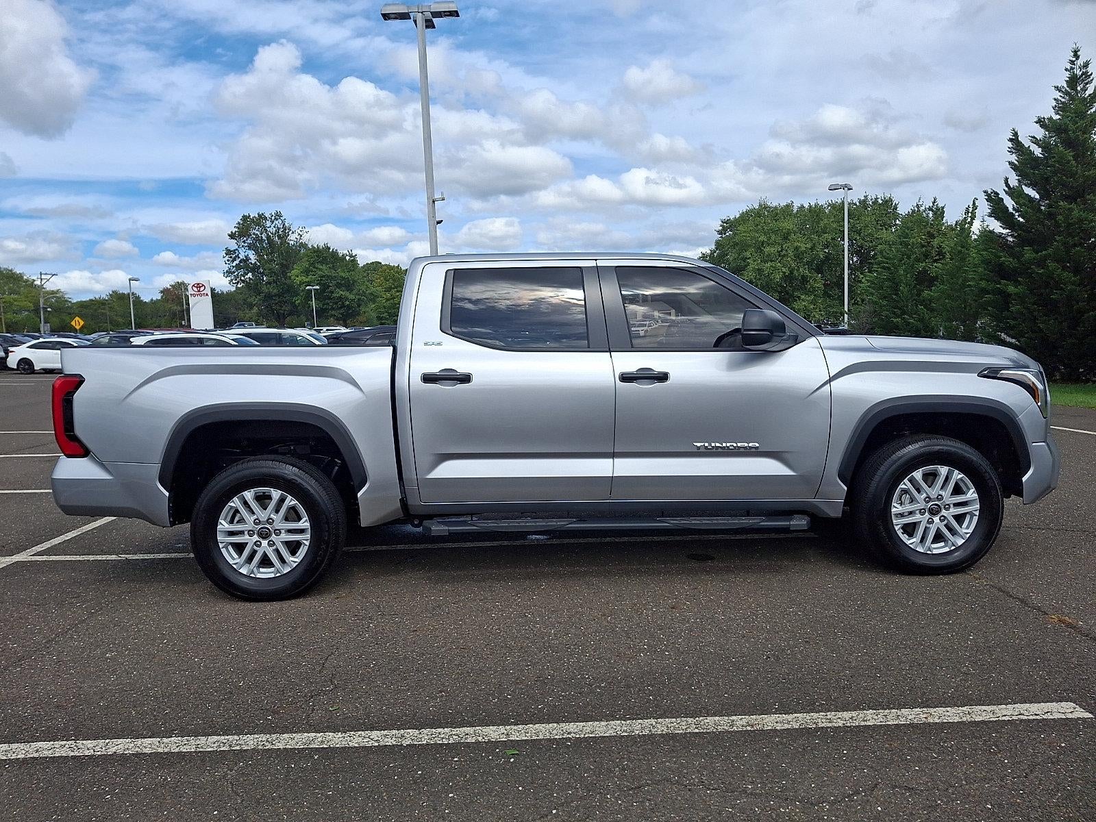 2024 Toyota Tundra 4WD 4WD SR5 CrewMax 5.5' Bed (Natl)
