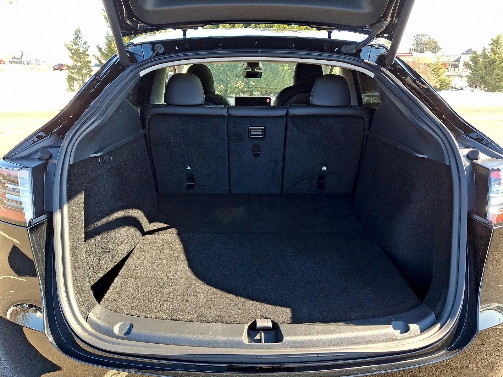 2025 Tesla Model Y Long Range RWD *Ltd Avail*