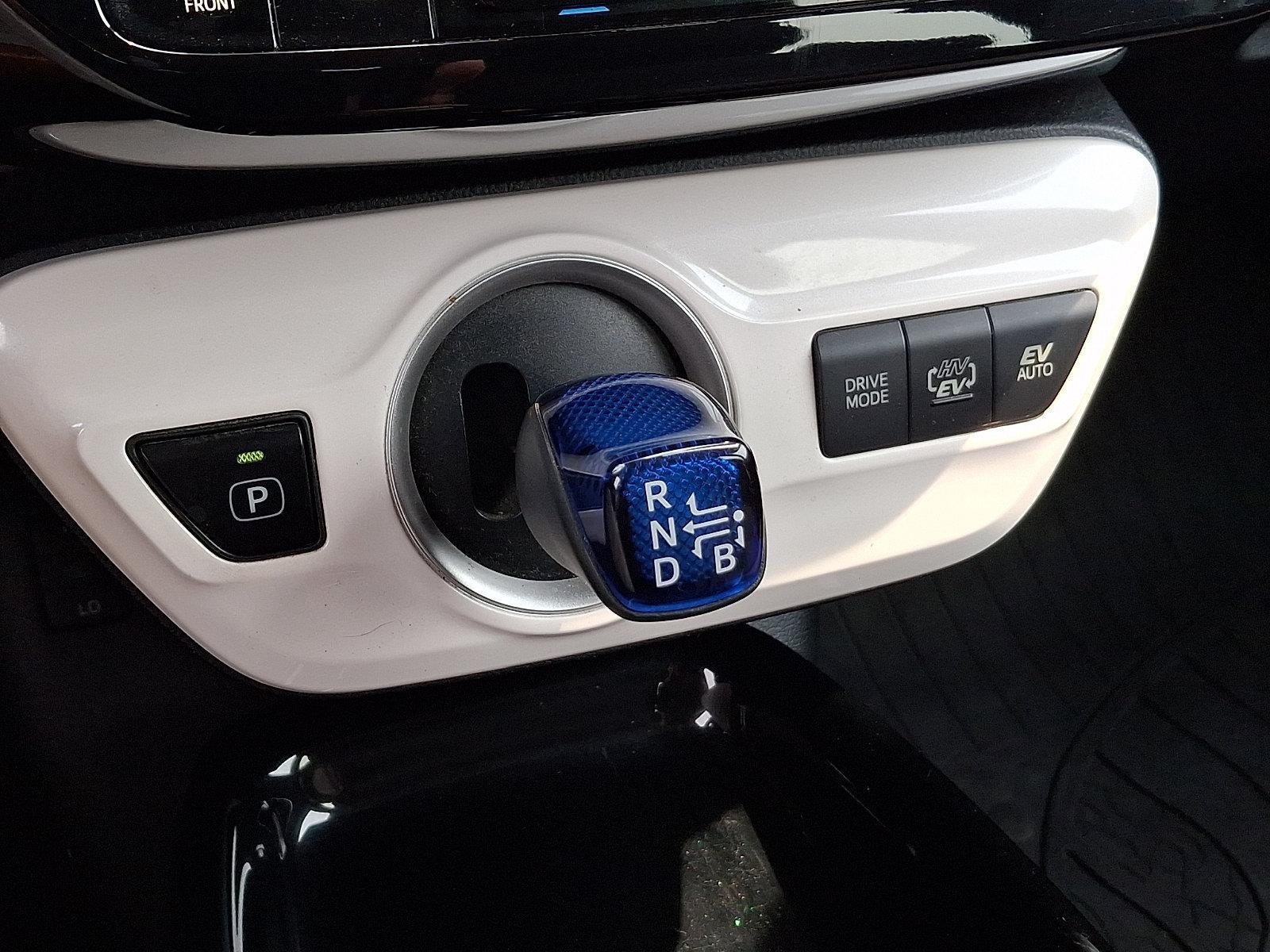 2017 Toyota Prius Prime Plus (Natl)