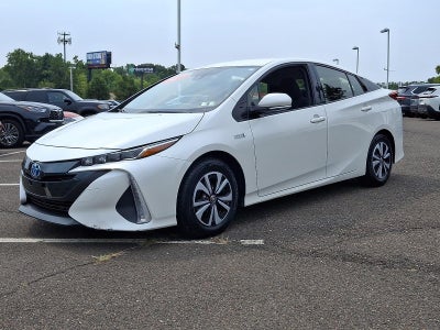 2017 Toyota Prius Prime Plus (Natl)