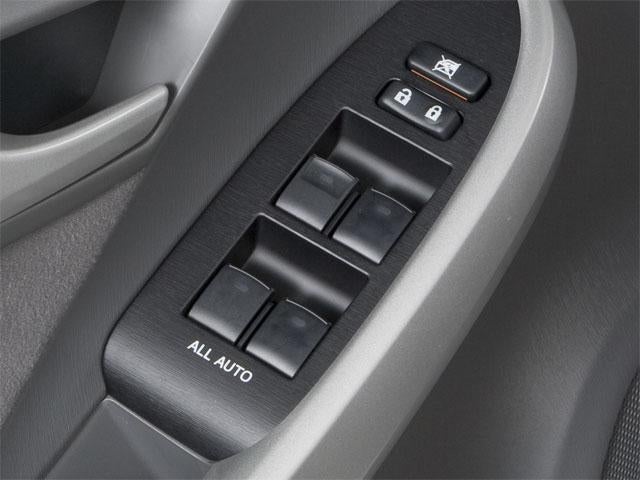 2010 Toyota Prius 5dr HB IV (Natl)