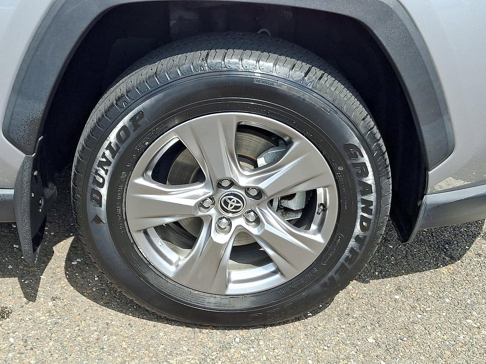 2023 Toyota RAV4 Hybrid XLE AWD (Natl)