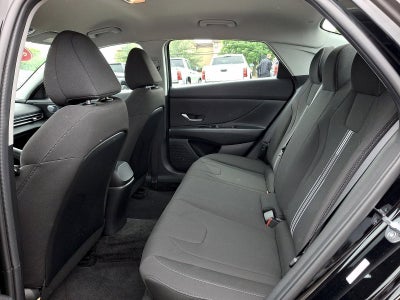 2023 Hyundai ELANTRA SEL IVT
