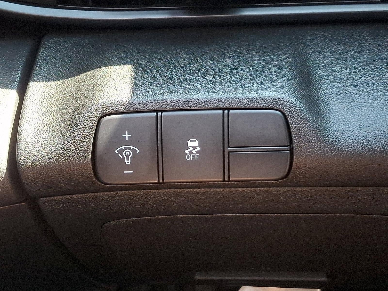 2025 Hyundai ELANTRA SEL Sport IVT