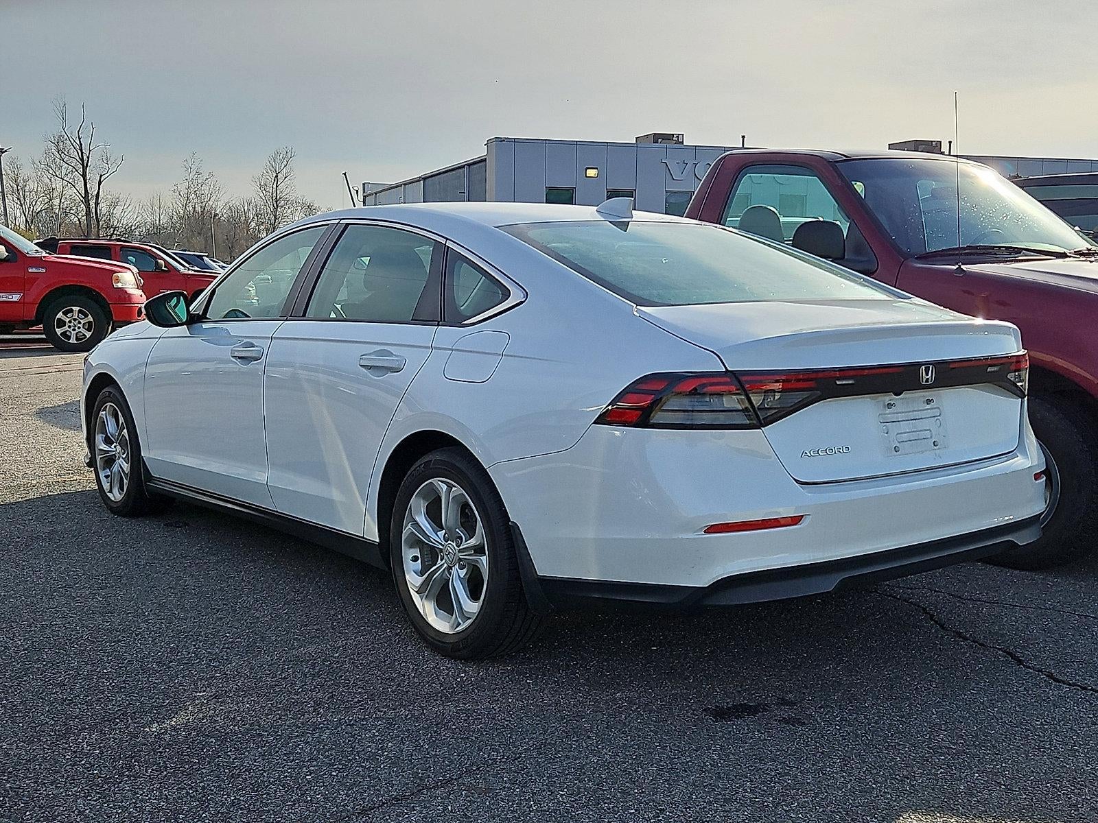 2023 Honda Accord Sedan LX CVT