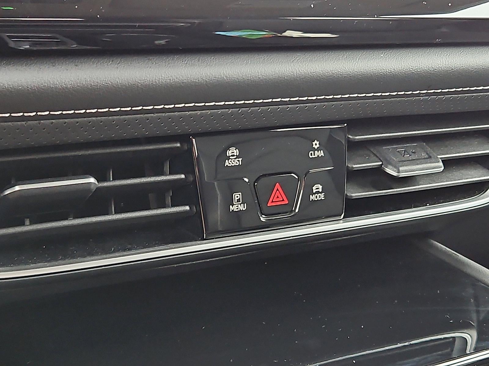 2025 Volkswagen Atlas 2.0T SE w/Technology 4MOTION