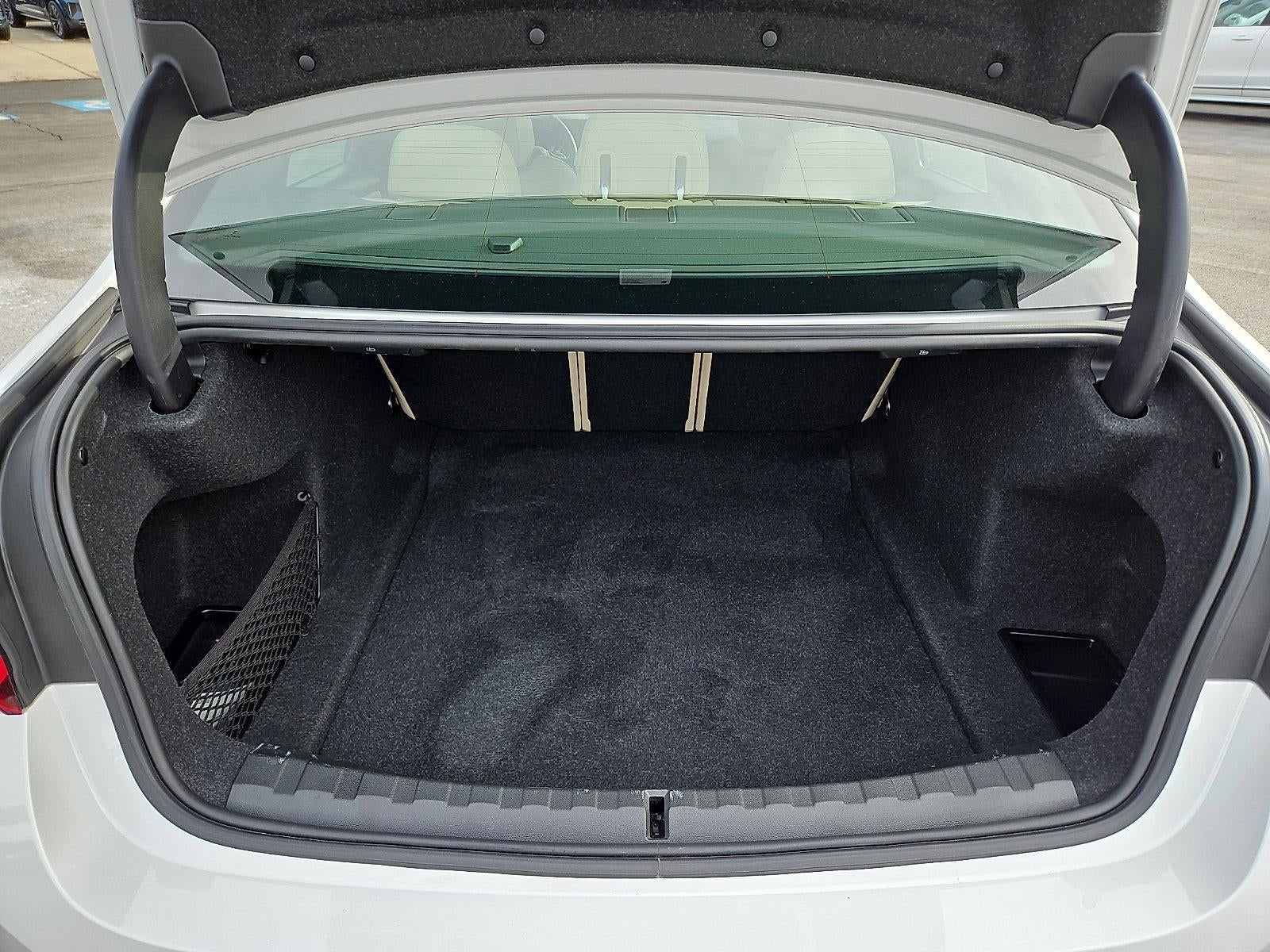 2023 BMW 330i xDrive Sedan