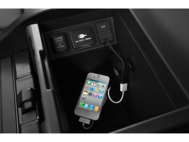 2013 Honda Pilot 4WD Touring with DVD Rear Entertainment System and Navigation