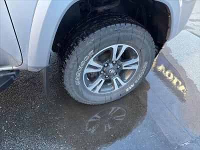 2016 Toyota Tacoma 4WD Access Cab Standard Bed V6 Manual TRD Sport (Natl)