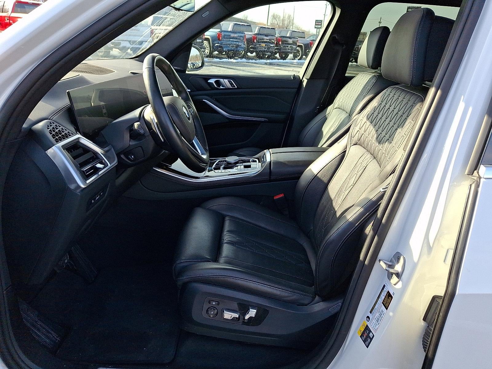 2025 BMW X5 xDrive50e Plug-In Hybrid