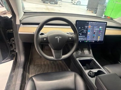 2021 Tesla Model 3 Standard Range Plus RWD