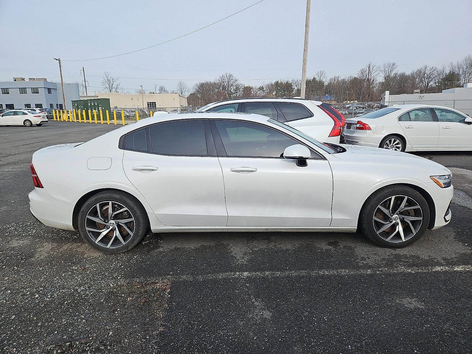 2019 Volvo S60 T6 AWD Momentum