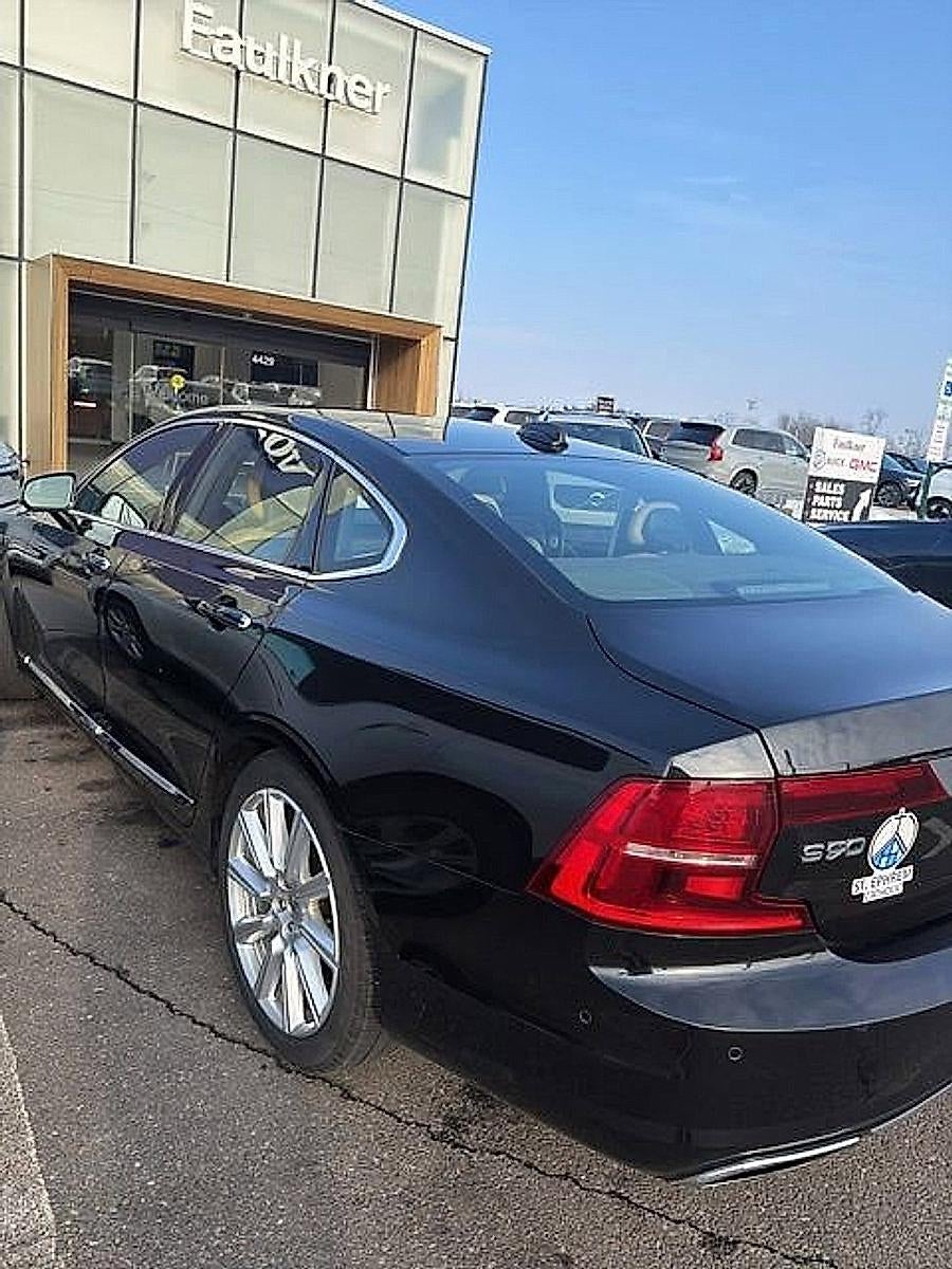 2017 Volvo S90 T6 AWD Inscription