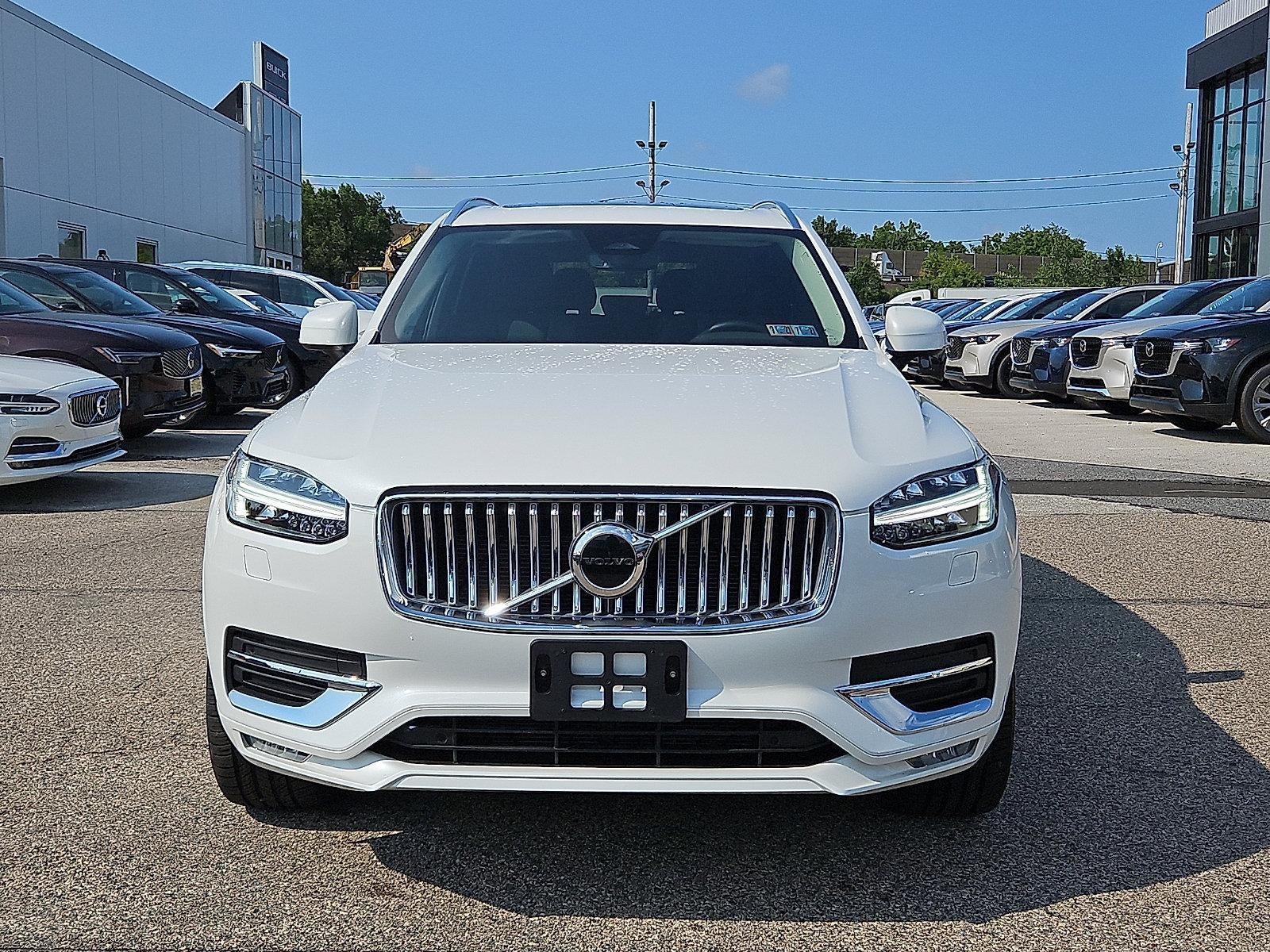 2025 Volvo XC90 B6 AWD Core 7-Seater