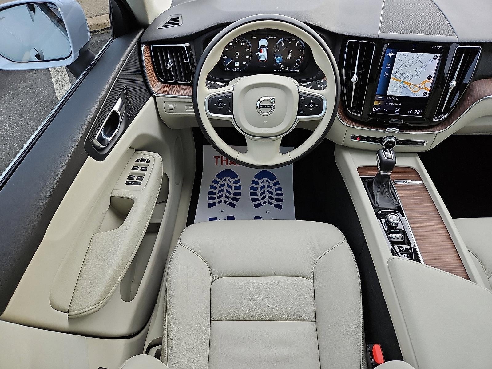 2021 Volvo XC60 T5 AWD Momentum