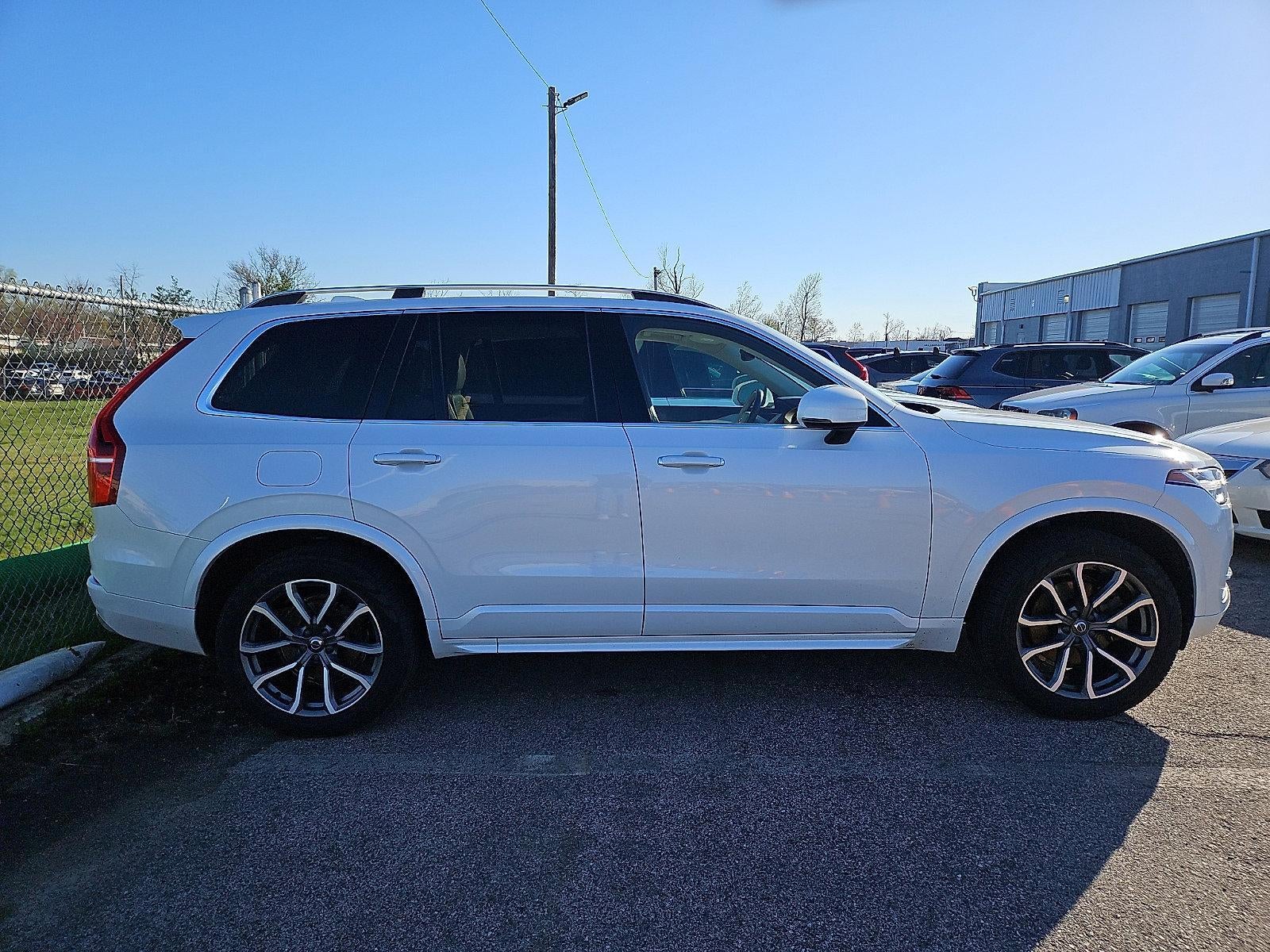 2018 Volvo XC90 T5 AWD 5-Passenger Momentum *Ltd Avail*