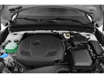 2019 Volvo XC40 T5 AWD Momentum