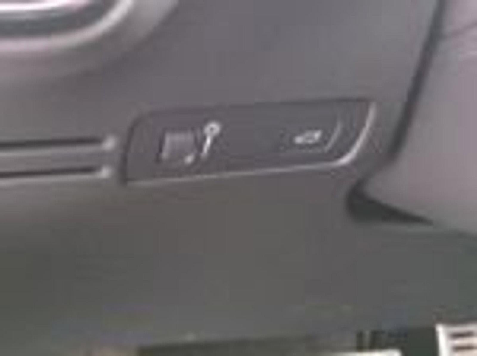 2021 Volvo XC40 T5 AWD R-Design