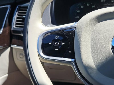 2019 Volvo XC90 T6 AWD Momentum