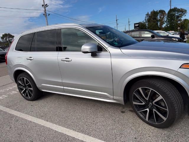 2021 Volvo XC90 T6 AWD Momentum 7P