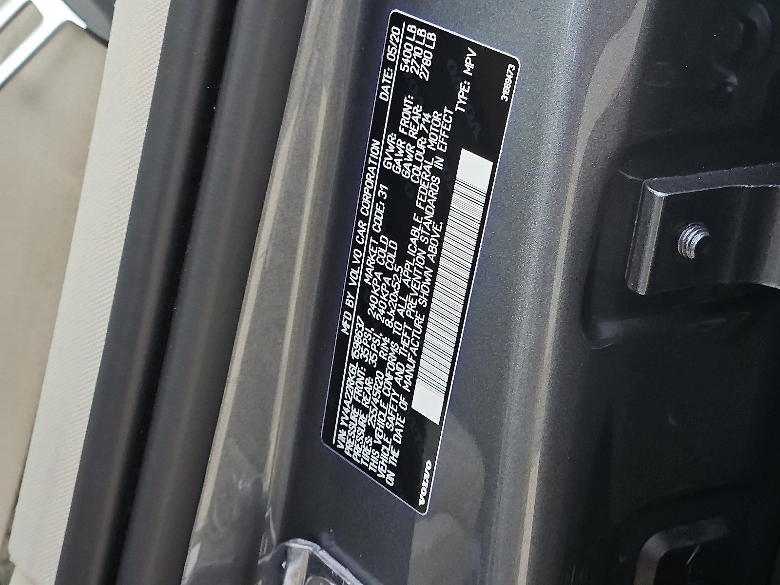 2020 Volvo XC60 T6 AWD Momentum