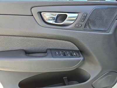 2021 Volvo XC60 T6 AWD R-Design