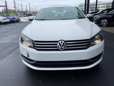 2014 Volkswagen Passat 4dr Sdn 1.8T Auto SE PZEV