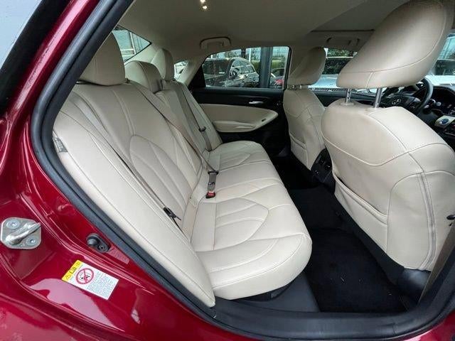 2019 Toyota Avalon Hybrid XLE (Natl)
