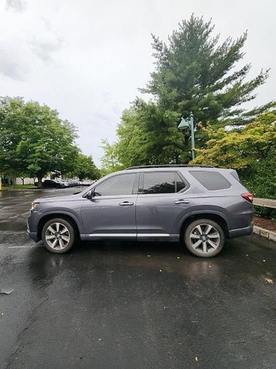 2024 Honda Pilot Touring AWD