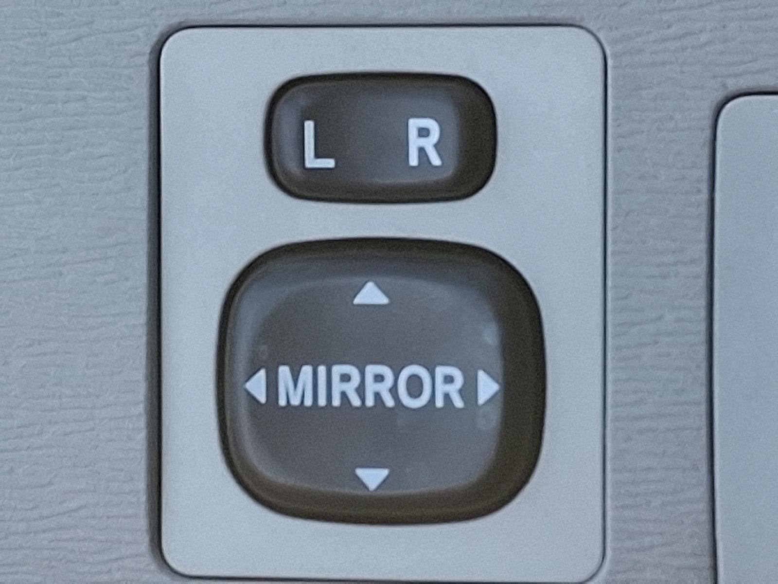 2012 Toyota Sienna 5dr 7-Pass Van V6 LE AAS FWD (Natl)