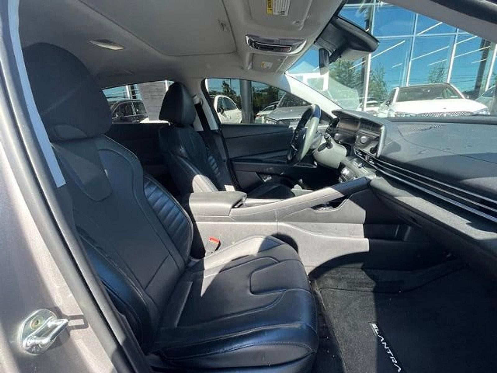 2023 Hyundai ELANTRA Limited IVT