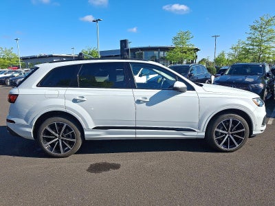 2022 Audi Q7 Premium Plus 55 TFSI quattro
