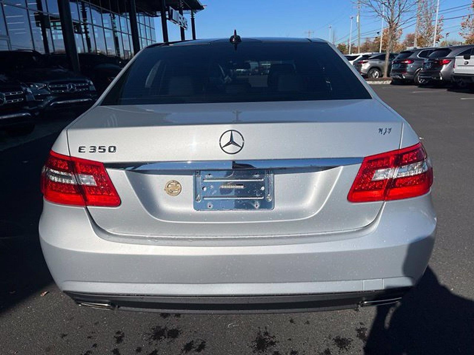 2011 Mercedes-Benz E-Class E 350 Luxury BlueTEC Sedan